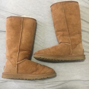 Amazing Condition Tall Ugg Boots!